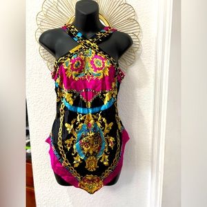 Woman’s top silk multicolor with chain detail